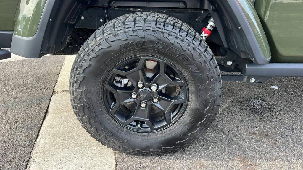 used 2021 Jeep Gladiator car, priced at $34,900