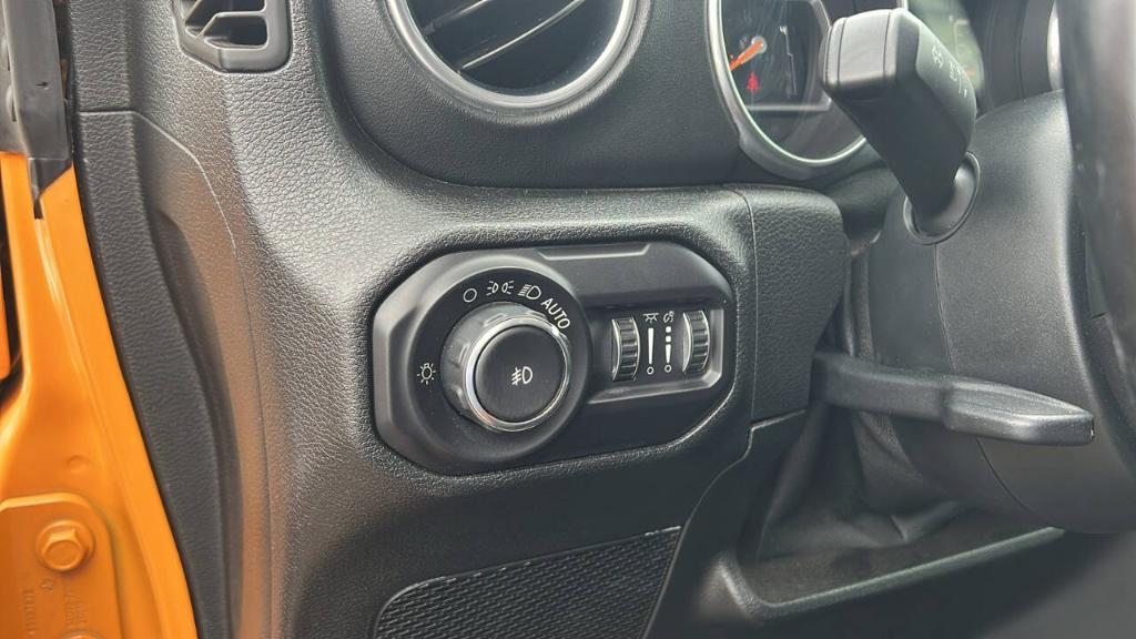 used 2018 Jeep Wrangler Unlimited car, priced at $24,900