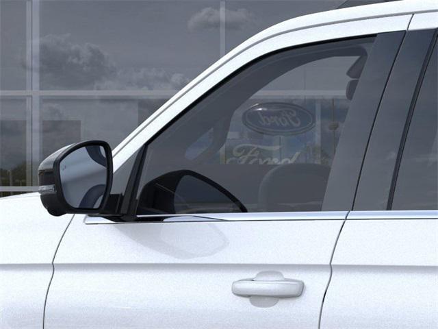 new 2025 Ford Expedition car, priced at $74,424