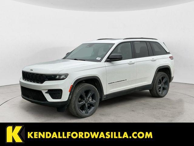 used 2023 Jeep Grand Cherokee car, priced at $33,998