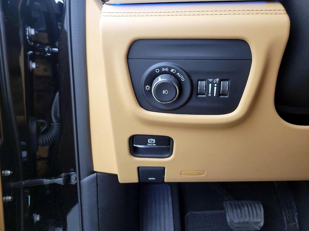 used 2023 Jeep Grand Cherokee car, priced at $46,998