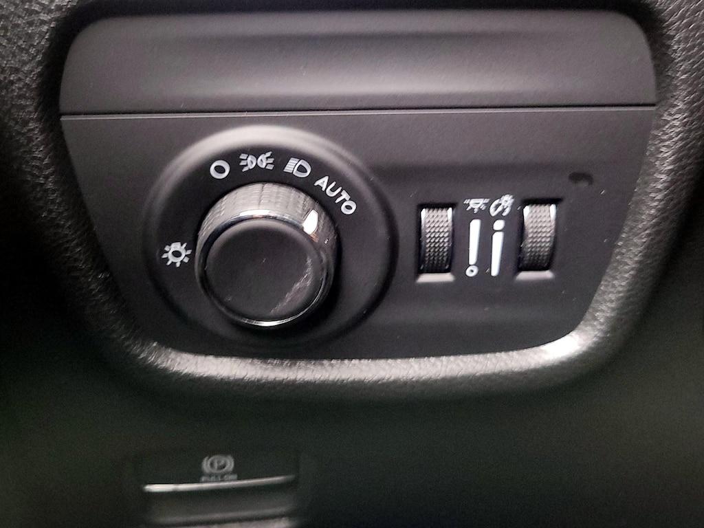 used 2024 Jeep Grand Cherokee car, priced at $28,998