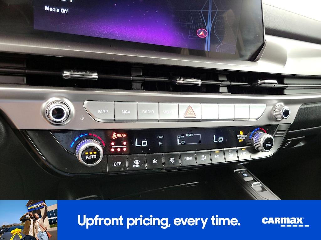 used 2025 Kia Telluride car, priced at $35,998
