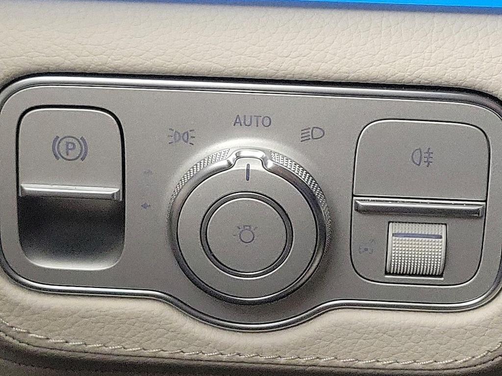 used 2021 Mercedes-Benz GLE 350 car, priced at $31,998