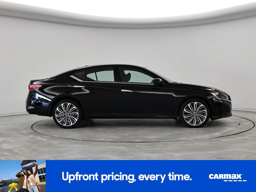 used 2023 Nissan Altima car, priced at $25,998