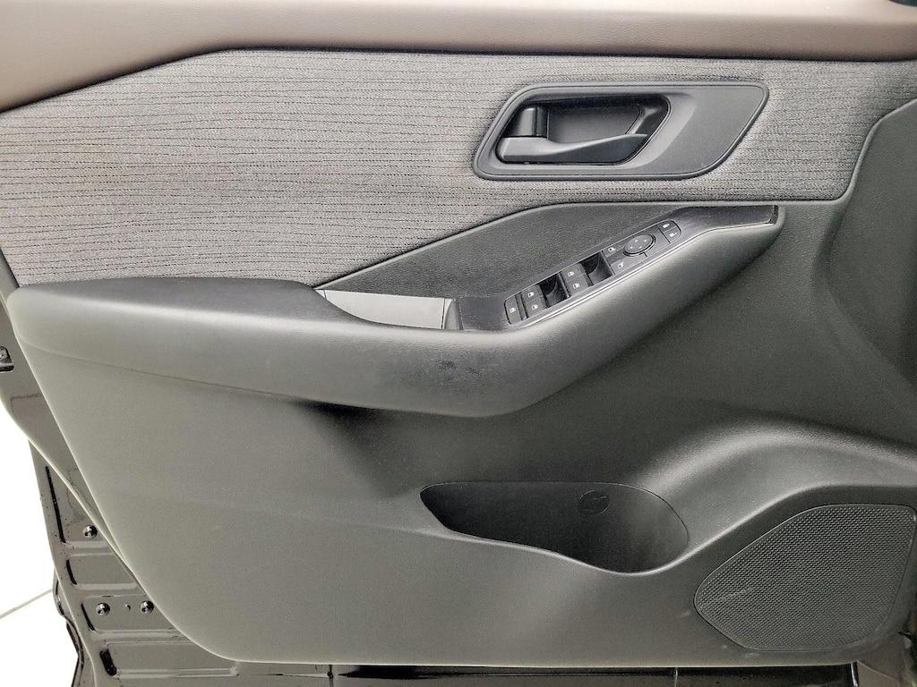 used 2023 Nissan Rogue car, priced at $21,998