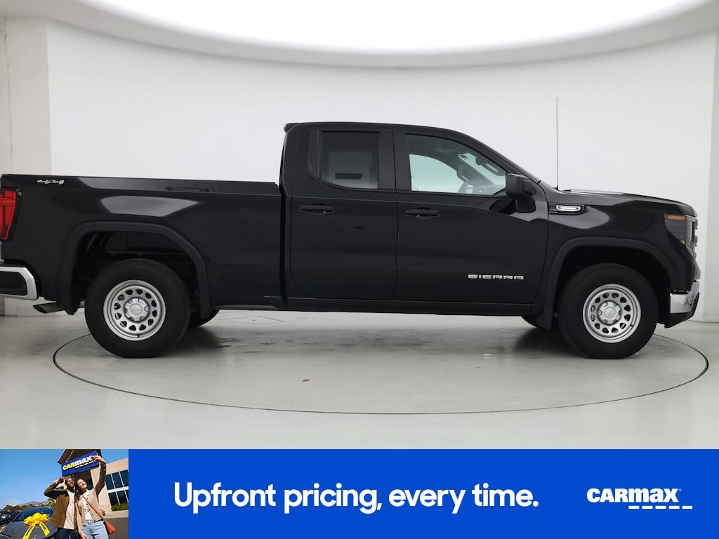used 2025 GMC Sierra 1500 car, priced at $39,998