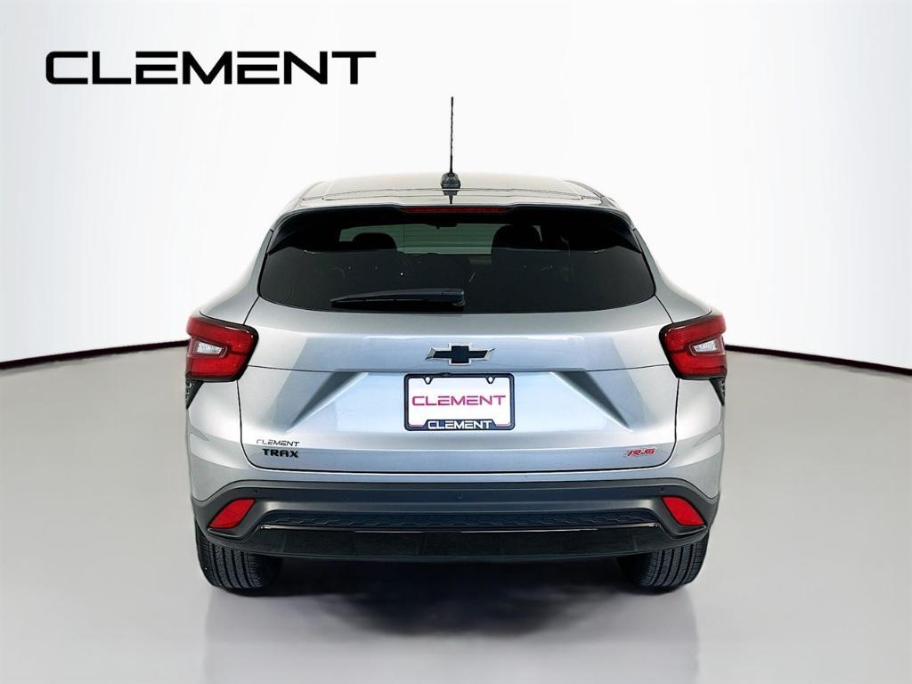 used 2024 Chevrolet Trax car, priced at $22,558