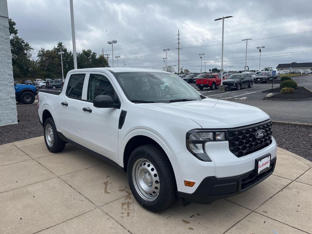 new 2025 Ford Maverick car