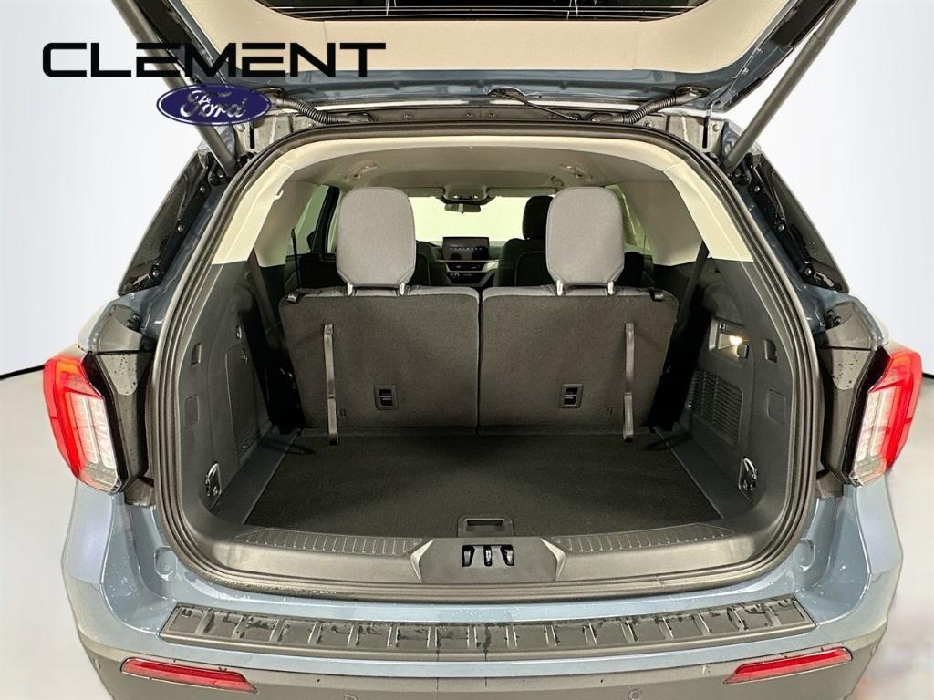 new 2026 Ford Explorer car, priced at $40,675