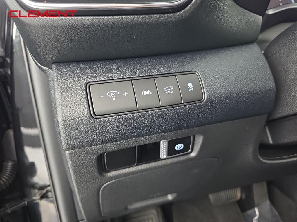 used 2022 Hyundai Santa Fe car, priced at $22,078