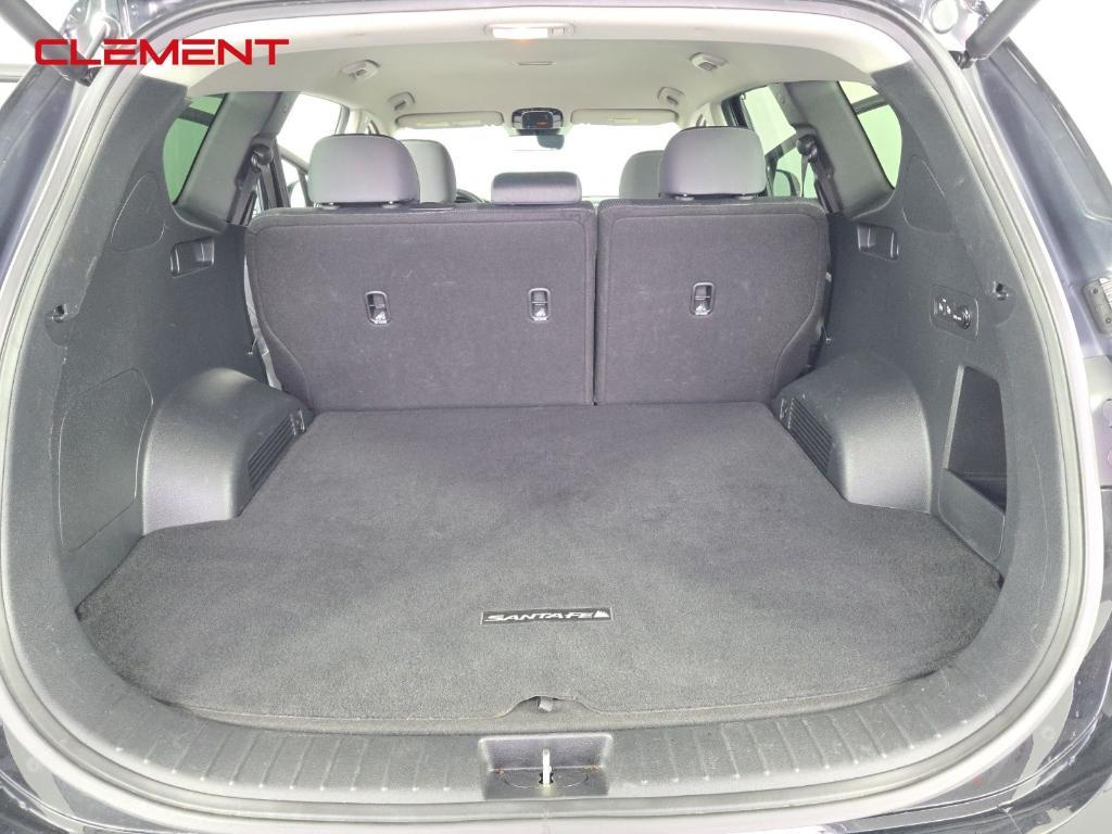 used 2022 Hyundai Santa Fe car, priced at $22,078