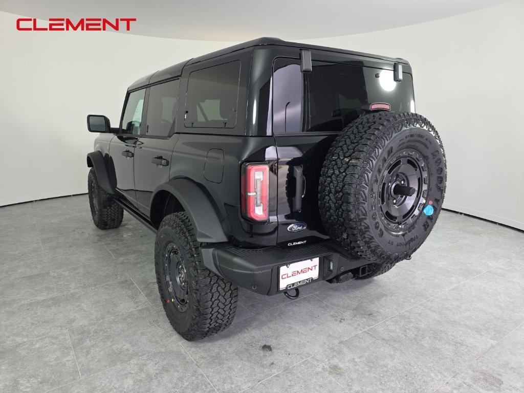 new 2025 Ford Bronco car, priced at $61,720