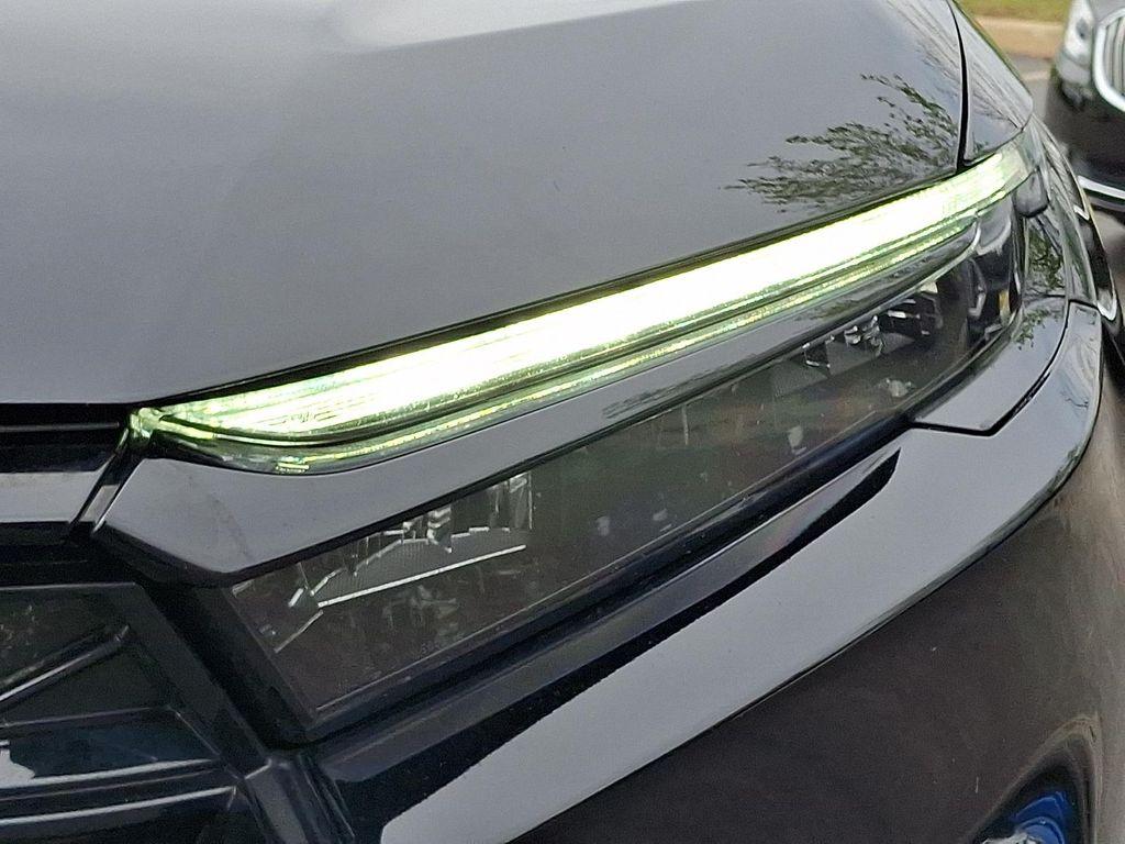 used 2024 Honda CR-V Hybrid car, priced at $32,494