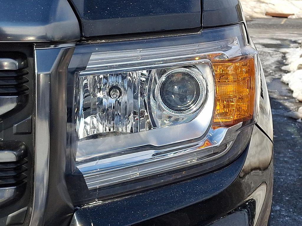 used 2022 GMC Canyon car, priced at $31,495