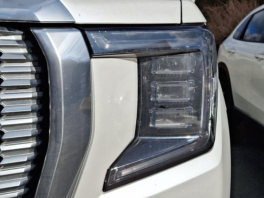 used 2024 GMC Yukon XL car, priced at $71,795