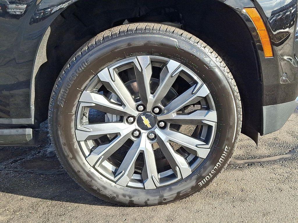 used 2026 Chevrolet Suburban car, priced at $89,995