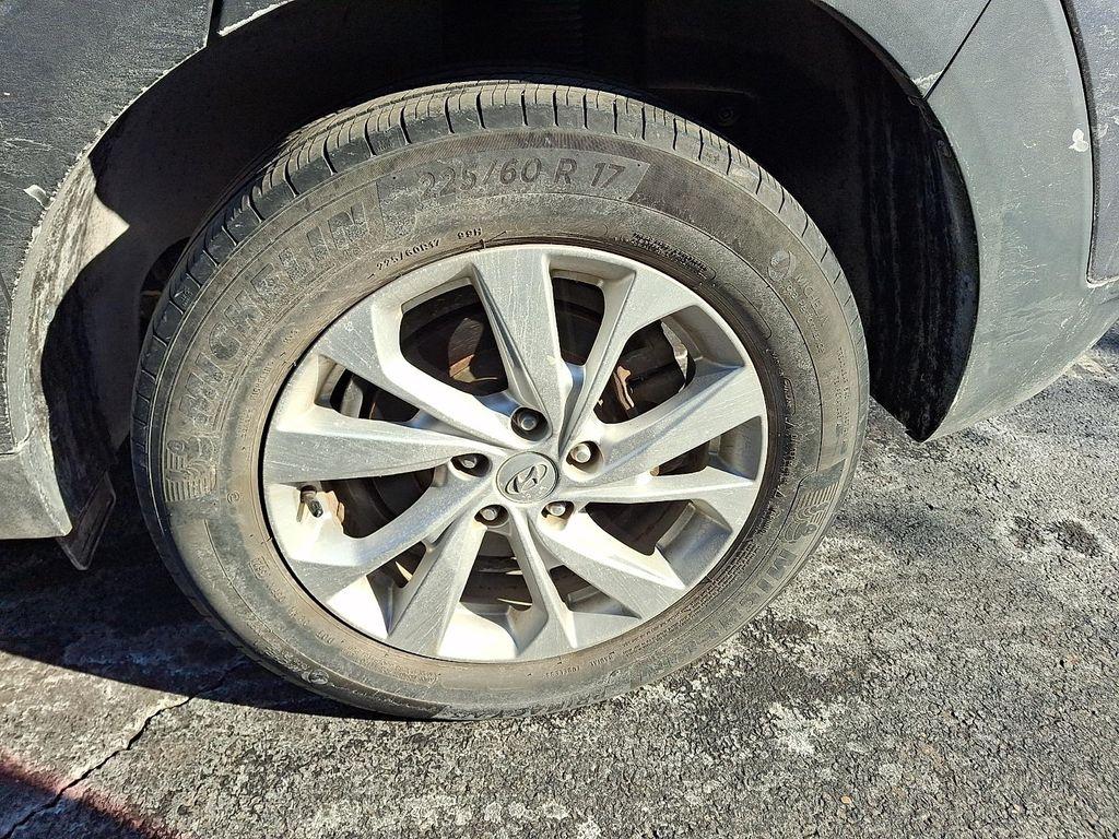 used 2021 Hyundai Tucson car, priced at $15,795