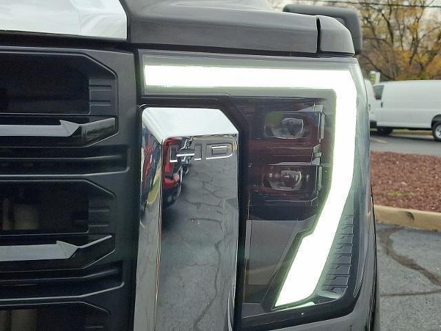 used 2024 GMC Sierra 2500 car, priced at $38,495