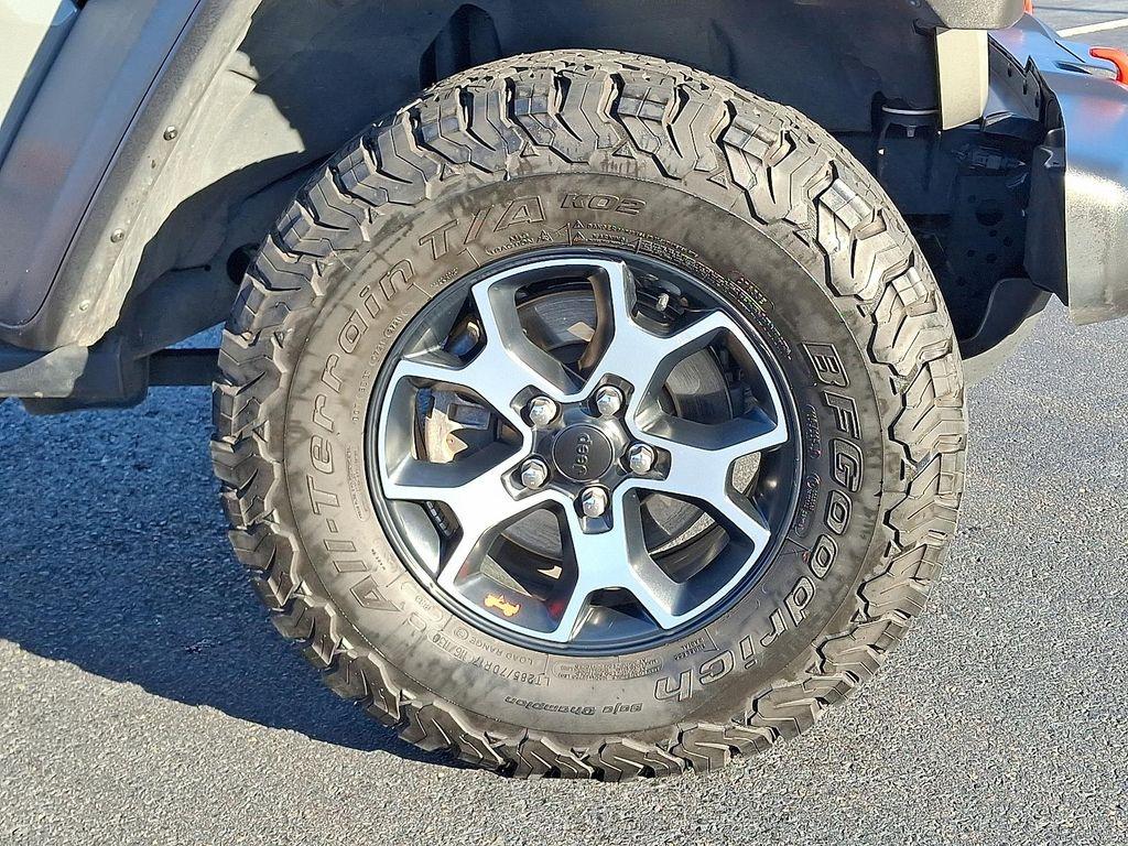 used 2021 Jeep Wrangler Unlimited car, priced at $33,495