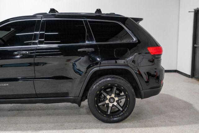 used 2017 Jeep Grand Cherokee car, priced at $14,895