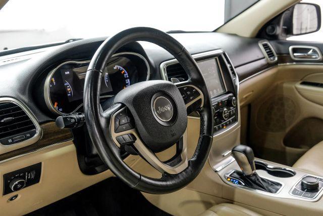 used 2017 Jeep Grand Cherokee car, priced at $14,895