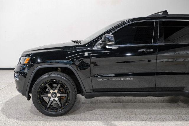 used 2017 Jeep Grand Cherokee car, priced at $14,895