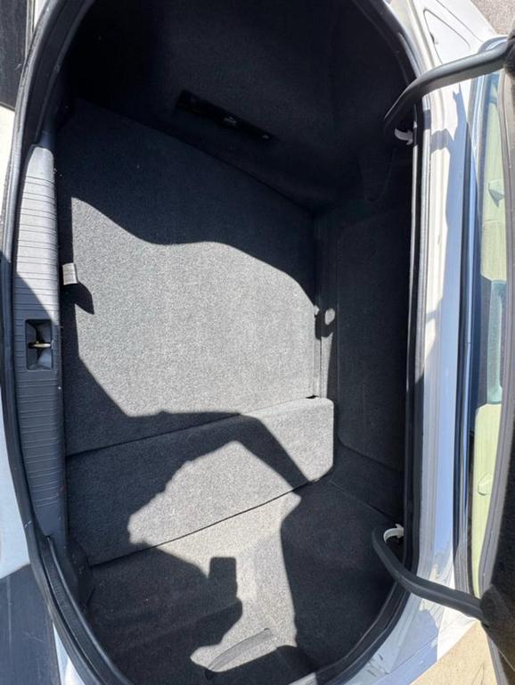 used 2003 Jaguar XJ car, priced at $5,400