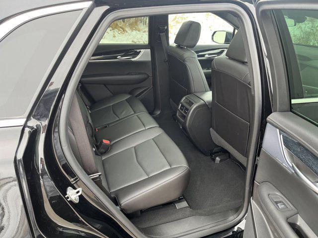 used 2025 Cadillac XT5 car, priced at $36,999