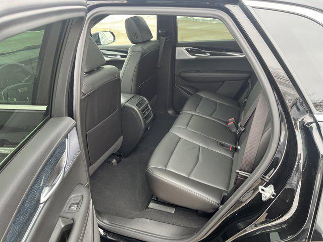 used 2025 Cadillac XT5 car, priced at $36,999