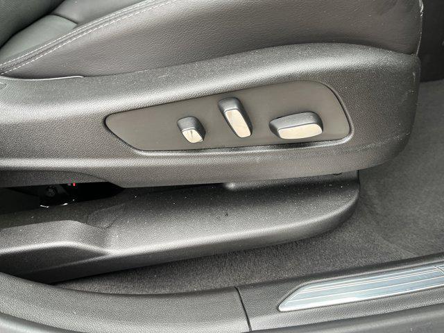 used 2025 Cadillac XT5 car, priced at $36,999