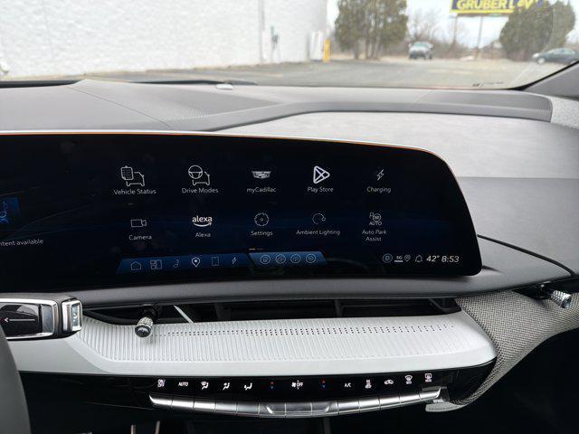 new 2025 Cadillac OPTIQ car, priced at $55,398