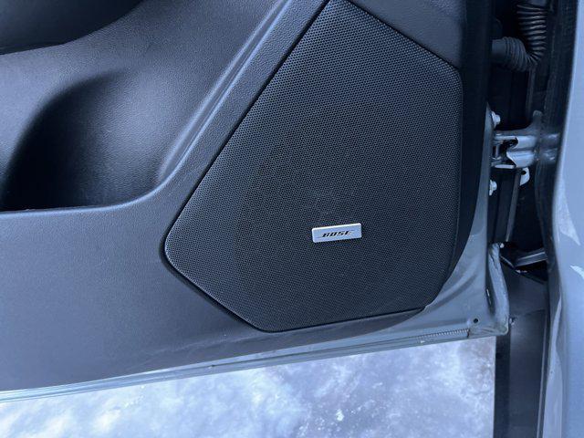 used 2025 Cadillac XT5 car, priced at $38,999