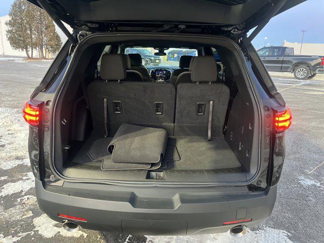 used 2023 Chevrolet Traverse car, priced at $31,999