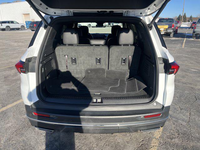 used 2025 Buick Enclave car, priced at $35,999