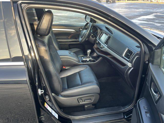 used 2019 Toyota Highlander car, priced at $20,999