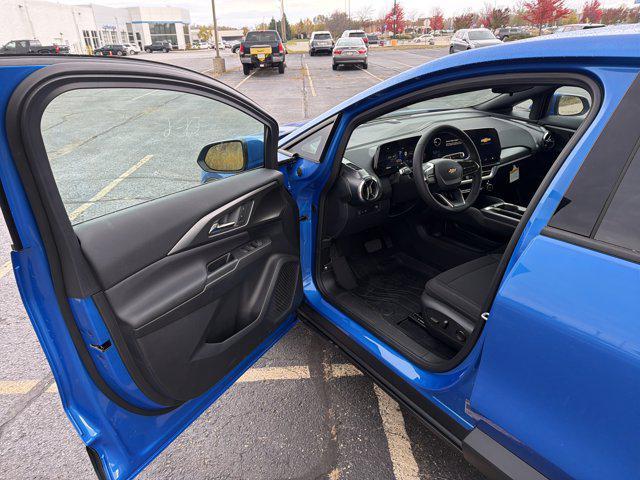 new 2026 Chevrolet Equinox EV car, priced at $35,999