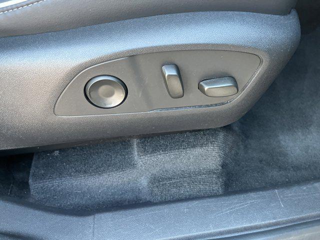 used 2025 Buick Enclave car, priced at $32,999