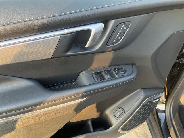 used 2025 Buick Enclave car, priced at $32,999