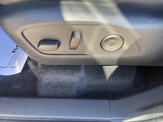 used 2025 Buick Enclave car, priced at $35,999