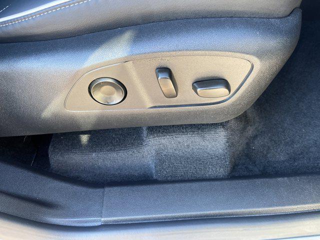 used 2025 Buick Enclave car, priced at $35,999