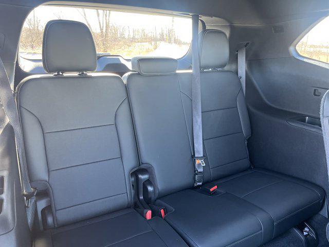 used 2025 Buick Enclave car, priced at $35,999