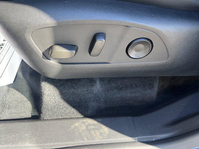 used 2025 Buick Enclave car, priced at $35,999