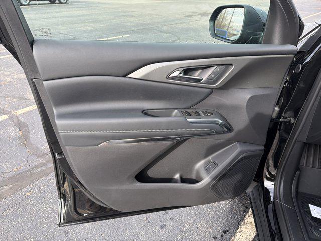 new 2026 Chevrolet Traverse car, priced at $47,999