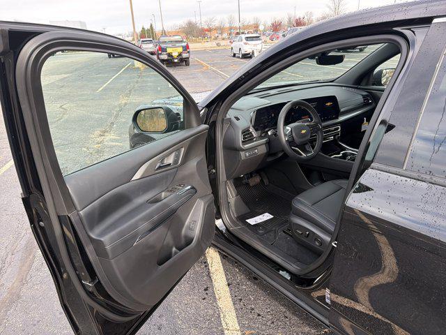 new 2026 Chevrolet Traverse car, priced at $47,999