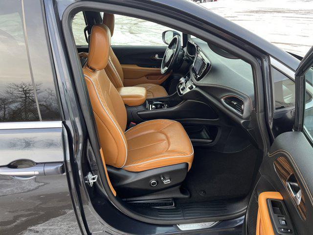 used 2021 Chrysler Pacifica car, priced at $24,999