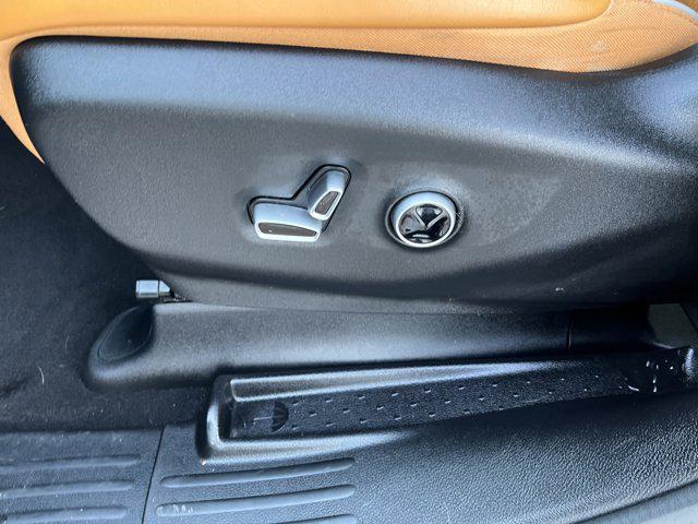 used 2021 Chrysler Pacifica car, priced at $24,999