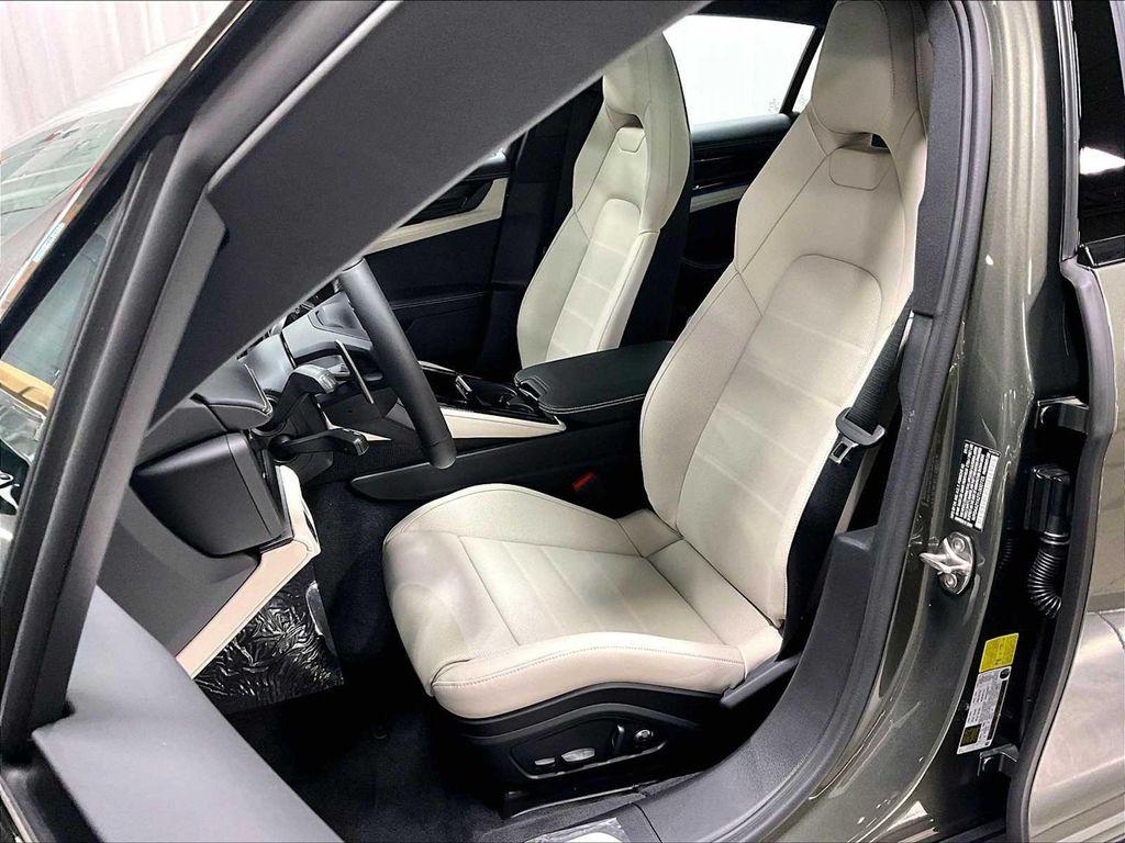 new 2026 Porsche Panamera car, priced at $149,430