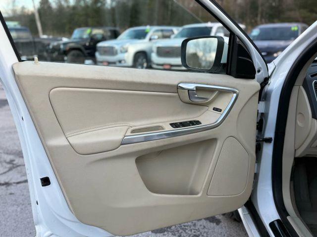used 2015 Volvo XC60 car, priced at $10,850