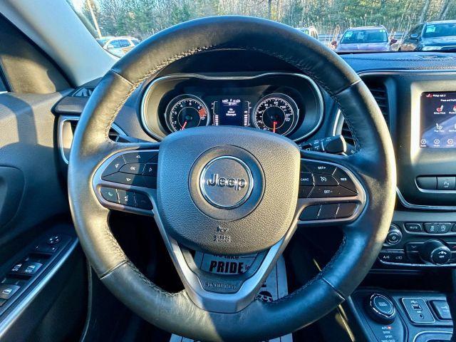 used 2019 Jeep Cherokee car, priced at $13,490